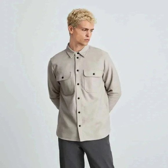 Everlane The Heavyweight Overshirt | Uniform - Picture 2 of 4